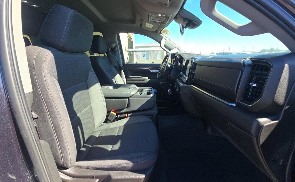 Used 2022 Chevrolet Silverado 1500 RST image 6