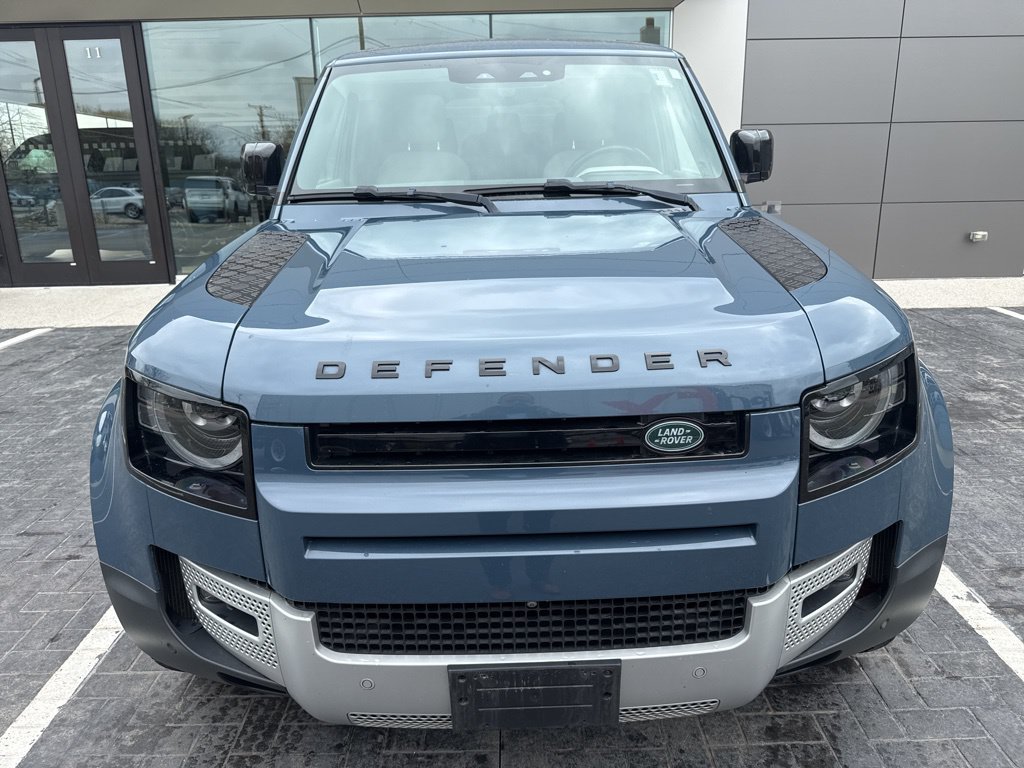 Certified 2020 Land Rover Defender 110 HSE AWD/4WD image 7
