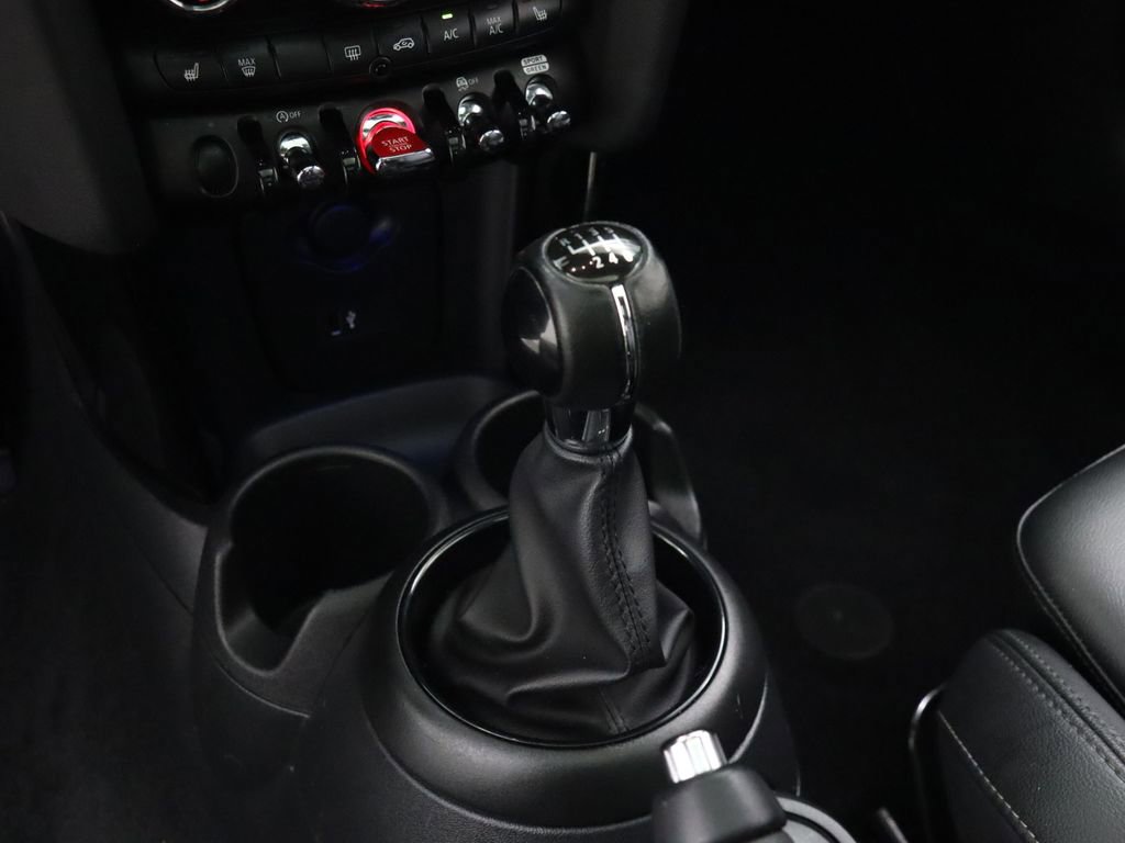 Used 2021 MINI Cooper S image 25