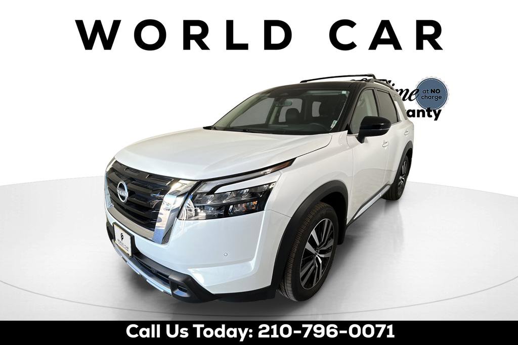Used 2025 Nissan Pathfinder Platinum image 10