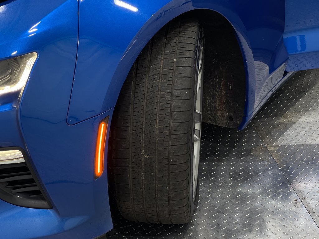 Used 2018 Chevrolet Camaro SS RWD image 35