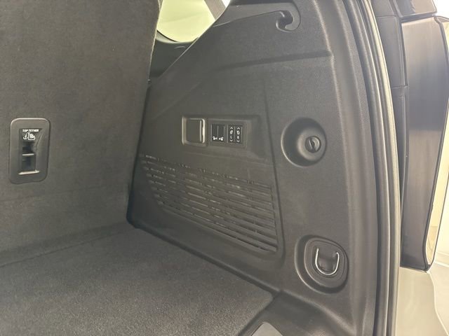 Used 2023 Chevrolet Tahoe LT w/ Luxury Package image 30