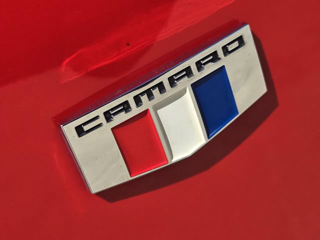 Used 2023 Chevrolet Camaro LT RWD image 13