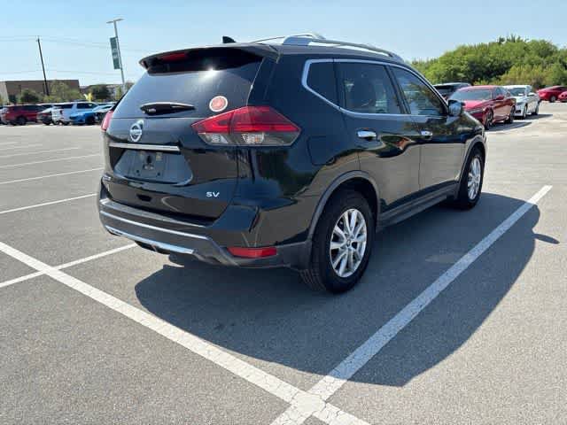 Used 2017 Nissan Rogue SV w/ SV Premium Package FWD image 5