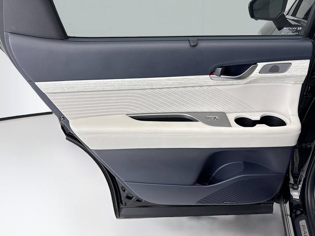Used 2023 Hyundai Palisade Calligraphy FWD image 26