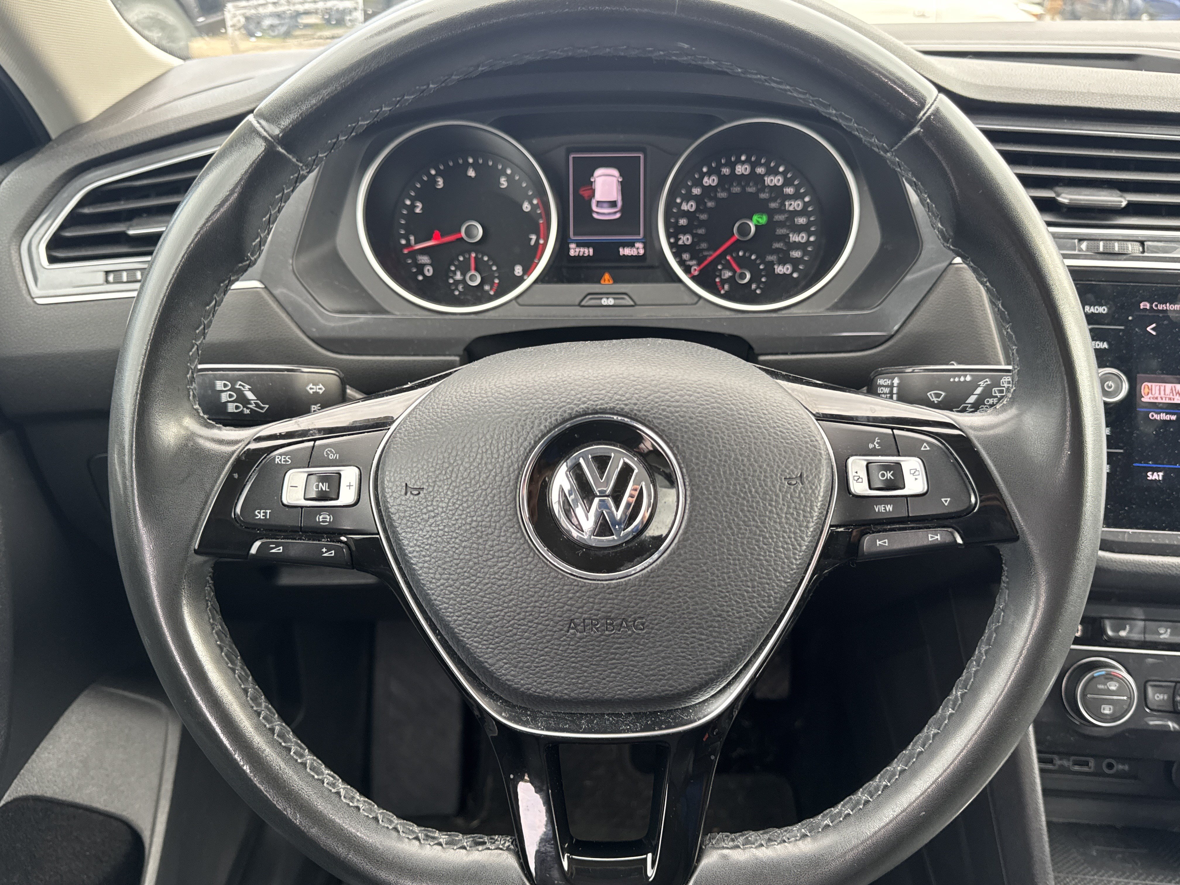 Used 2020 Volkswagen Tiguan SE AWD/4WD image 12