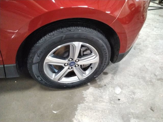 Used 2021 Ford Edge SEL w/ Convenience Package image 18