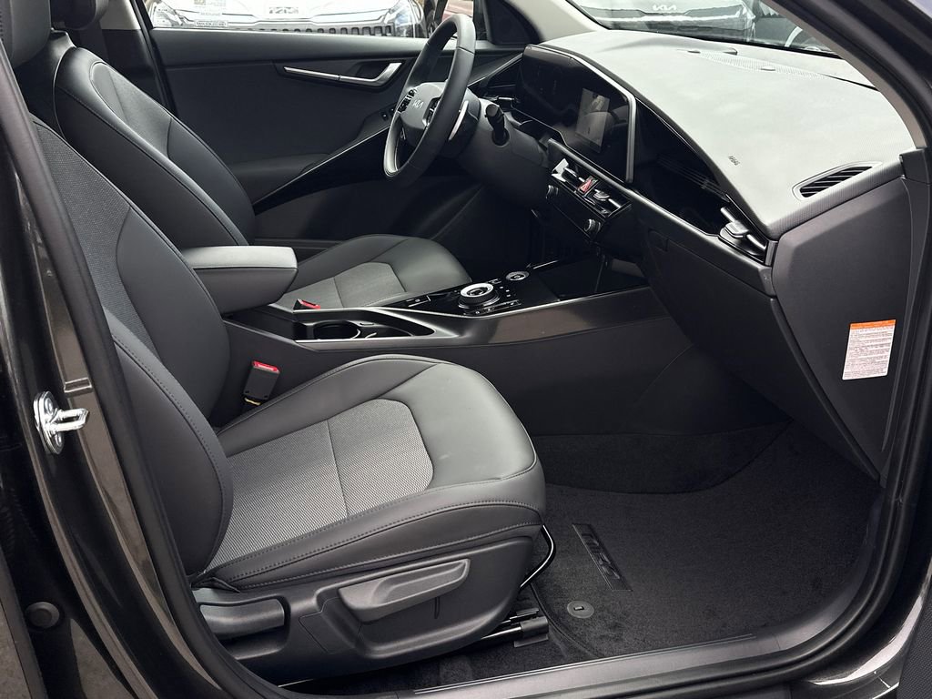 New 2026 Kia Niro Wind image 7