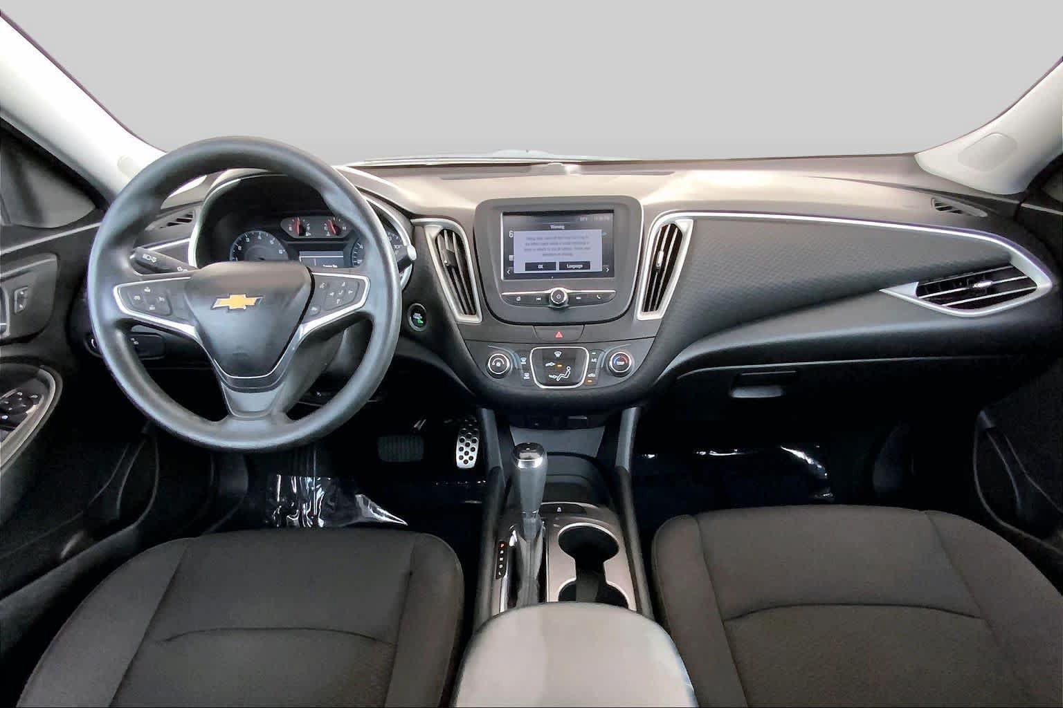Used 2017 Chevrolet Malibu LS FWD image 16