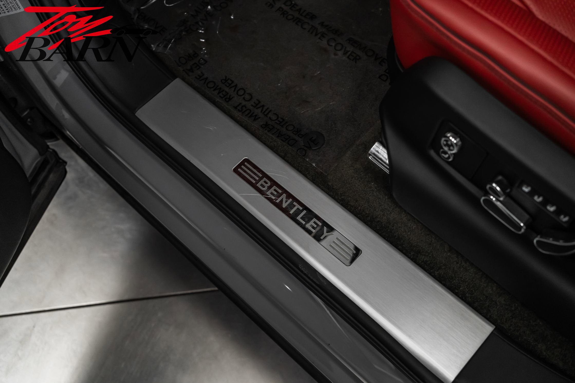 Used 2022 Bentley Bentayga image 23