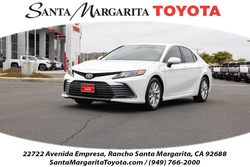 Certified 2022 Toyota Camry LE w/ Convenience Package FWD image 1