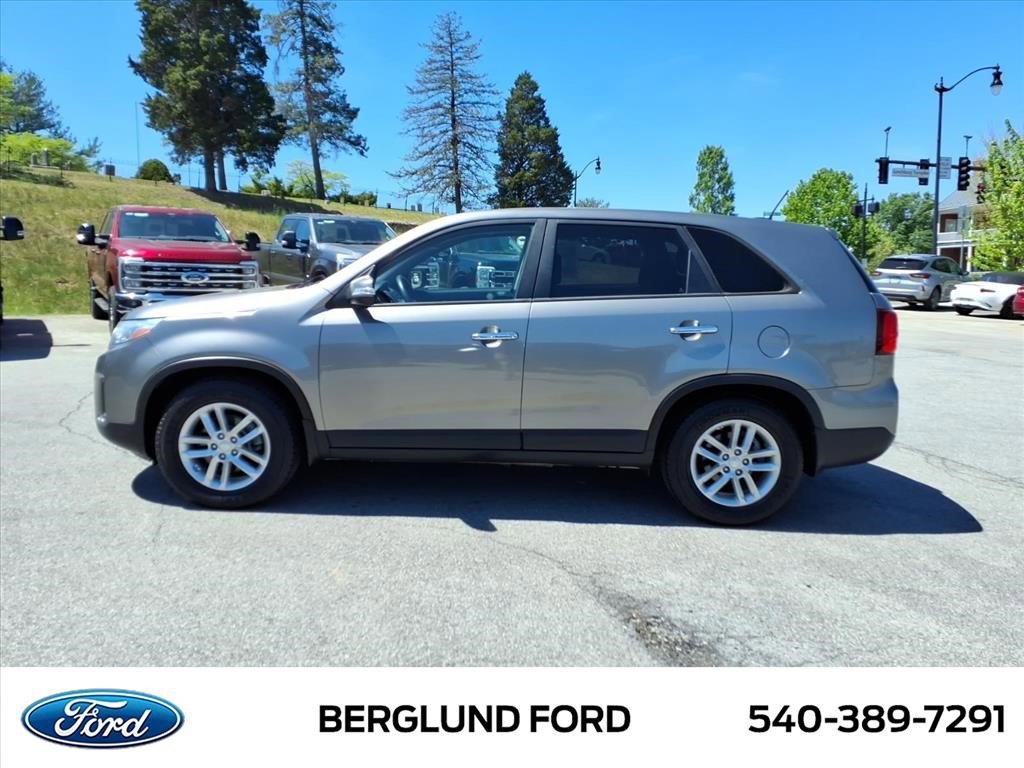 Used 2014 Kia Sorento LX AWD/4WD image 8