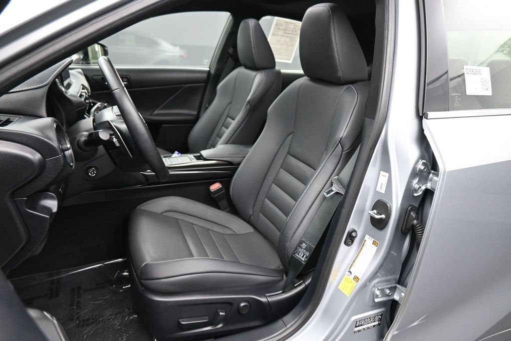 Used 2023 Lexus IS 350 F Sport RWD image 16