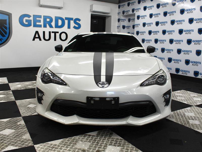 Used 2017 Toyota 86 860 Special Edition RWD image 6