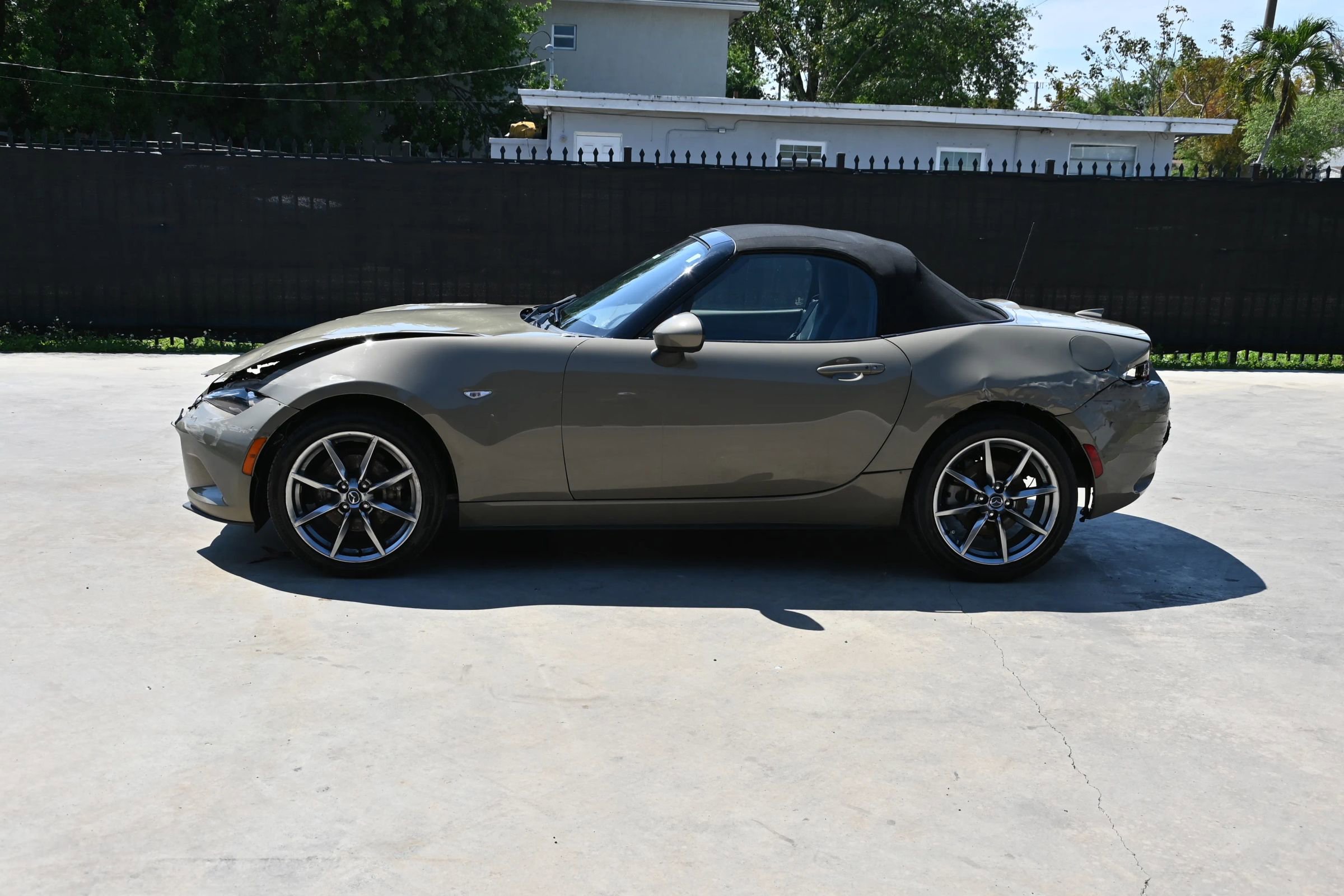Used 2023 MAZDA MX-5 Miata Grand Touring image 5