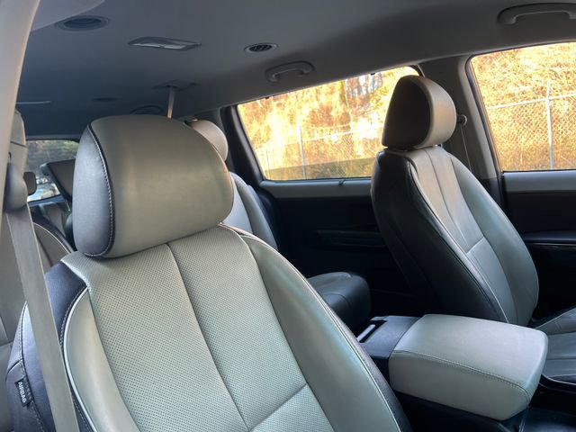 Used 2017 Kia Sedona SX Limited image 34