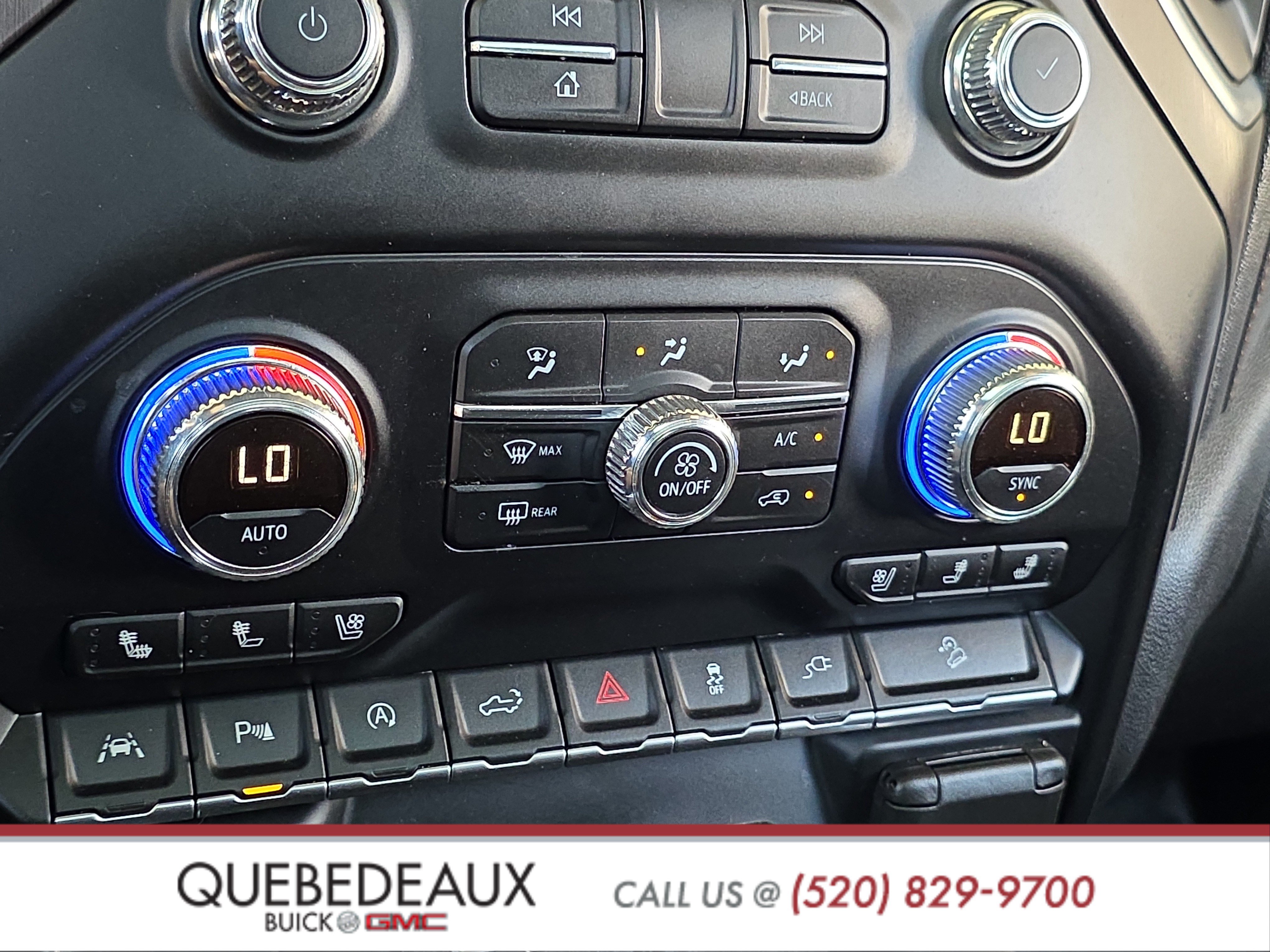 Used 2021 GMC Sierra 1500 AT4 w/ AT4 Premium Package AWD/4WD image 17
