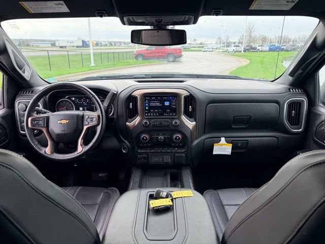 Used 2022 Chevrolet Silverado 1500 High Country w/ LPO, Dark Essentials Package image 6