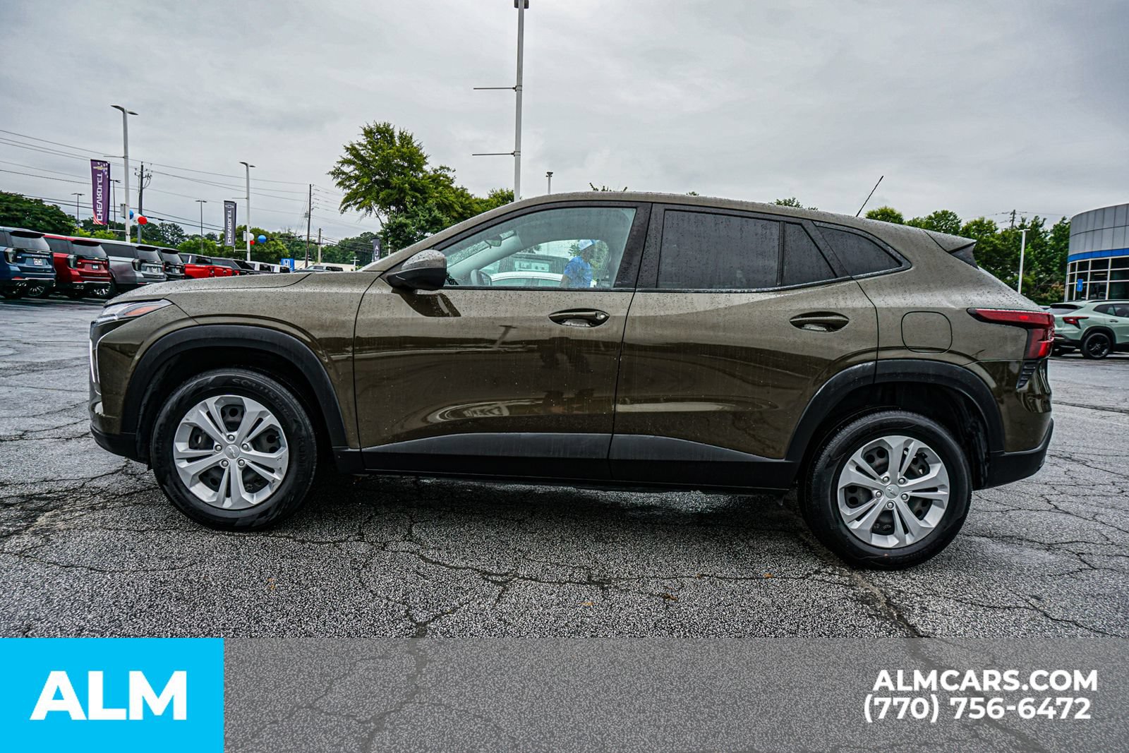 Used 2024 Chevrolet Trax LS FWD image 9