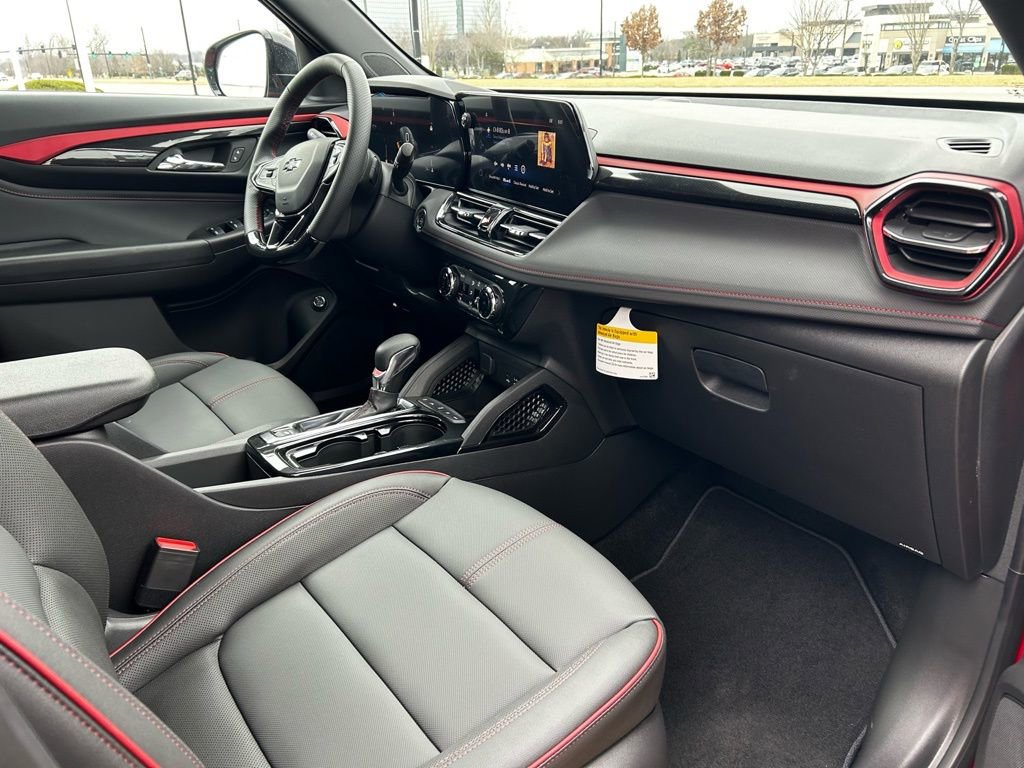 Used 2026 Chevrolet TrailBlazer RS w/ Convenience Package AWD/4WD image 23