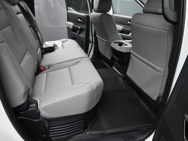 Used 2025 Toyota Tundra Limited AWD/4WD image 25