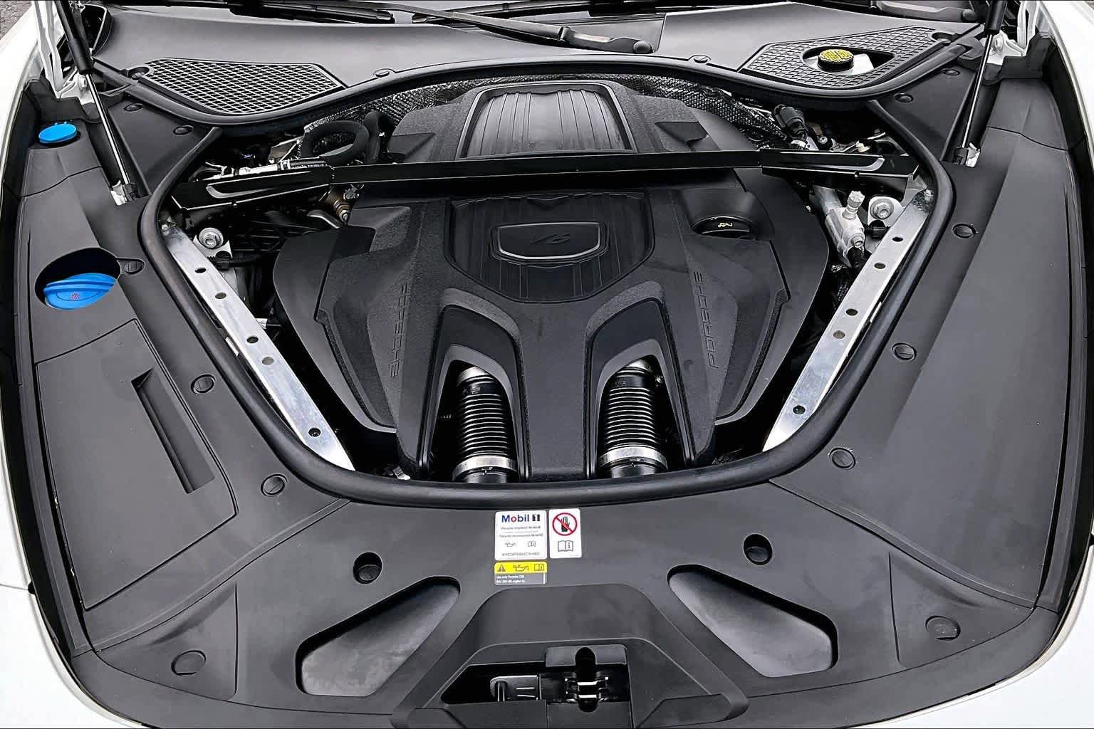 Used 2023 Porsche Panamera image 32
