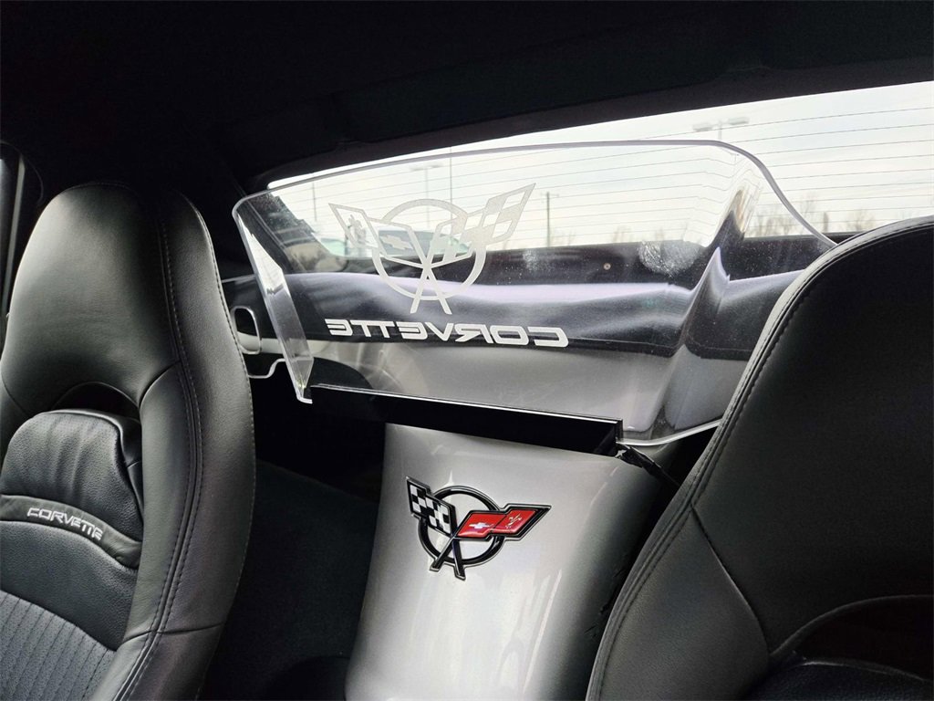 Used 2004 Chevrolet Corvette Convertible w/ Preferred Equipment Group image 28