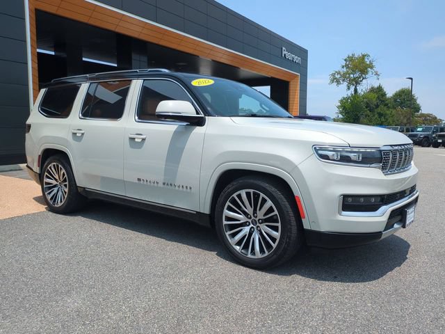 Used 2022 Jeep Grand Wagoneer Series III w/ Flexible Seating Group AWD/4WD image 2