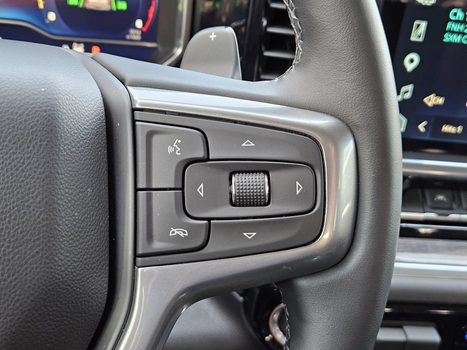 Certified 2025 Chevrolet Silverado 1500 LTZ w/ LTZ Premium Texas Edition AWD/4WD image 28