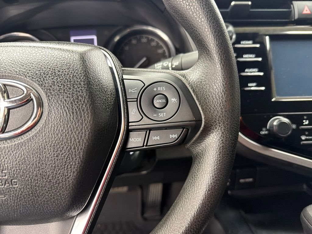 Used 2019 Toyota Camry L image 20