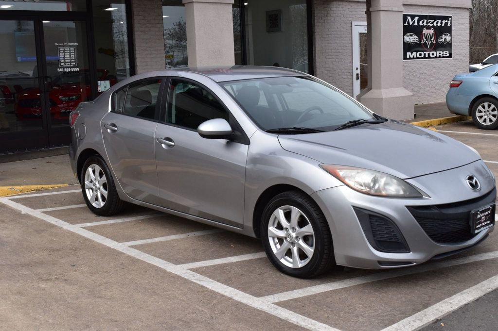 Used 2011 MAZDA MAZDA3 i Touring image 9