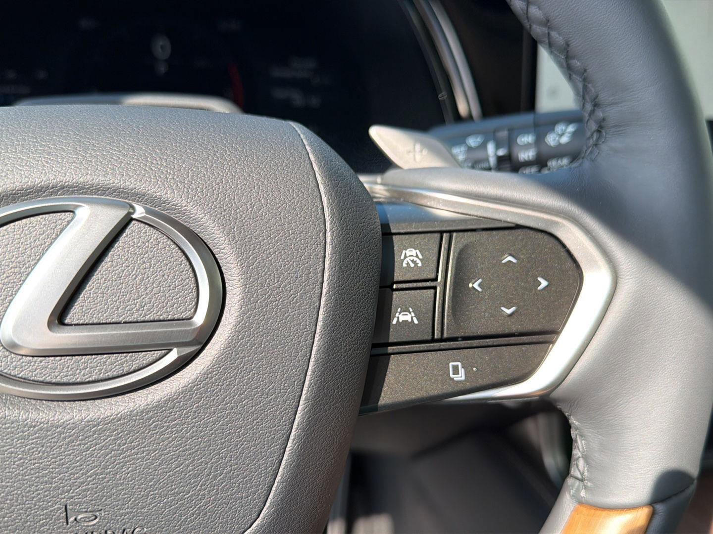 New 2026 Lexus RX 350 AWD image 22