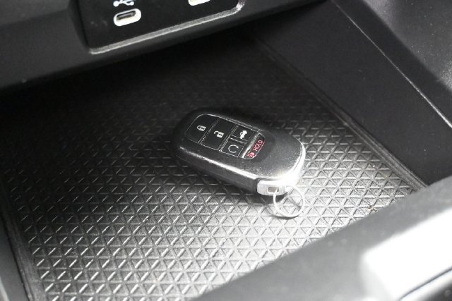 Used 2023 Honda Accord EX image 19