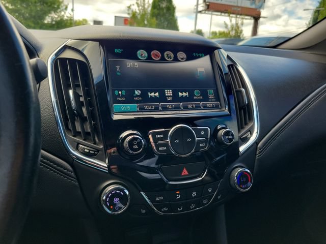 Used 2016 Chevrolet Cruze Premier FWD image 18