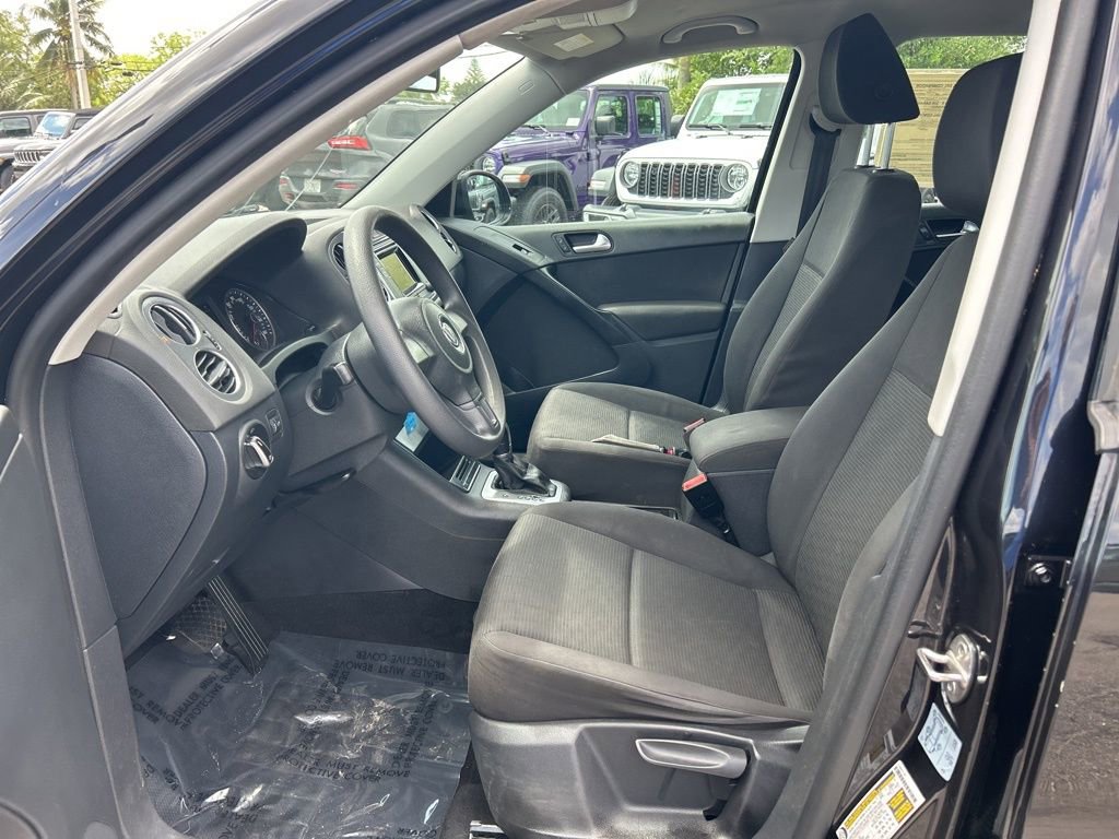Used 2018 Volkswagen Tiguan Limited image 9