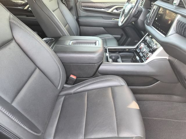 Used 2022 GMC Yukon Denali w/ Denali Premium Package AWD/4WD image 14