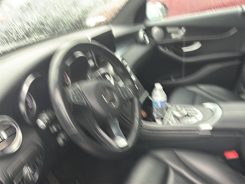 Used 2018 Mercedes-Benz GLC 300 4MATIC image 45
