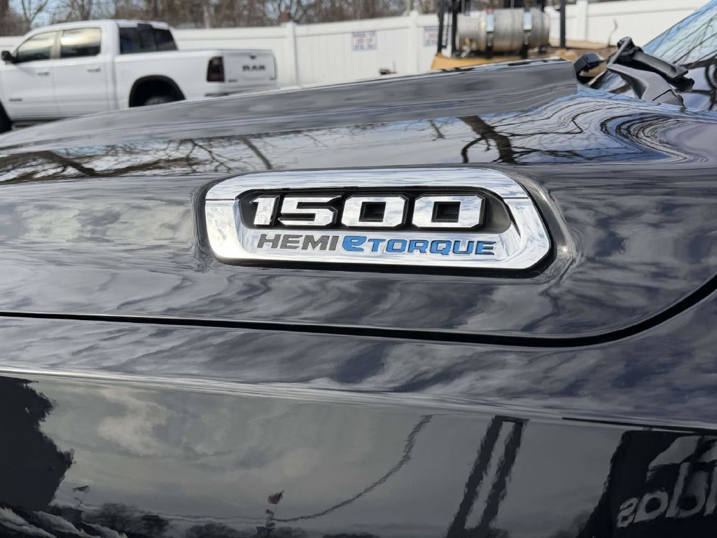 Certified 2023 RAM 1500 Big Horn AWD/4WD image 12