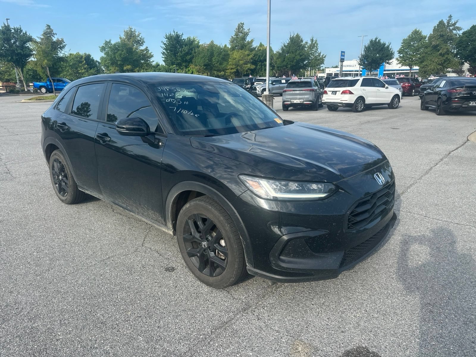 Used 2025 Honda HR-V Sport video 3