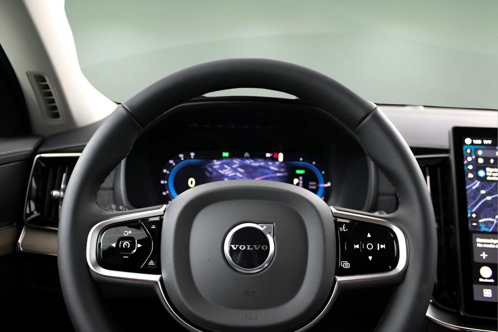 New 2025 Volvo XC90 T8 Core w/ Protection Package AWD/4WD image 2