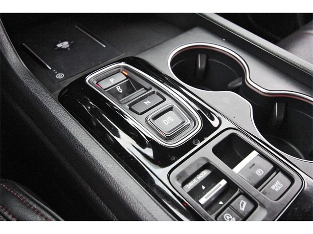 Used 2025 Honda Pilot Black Edition image 27