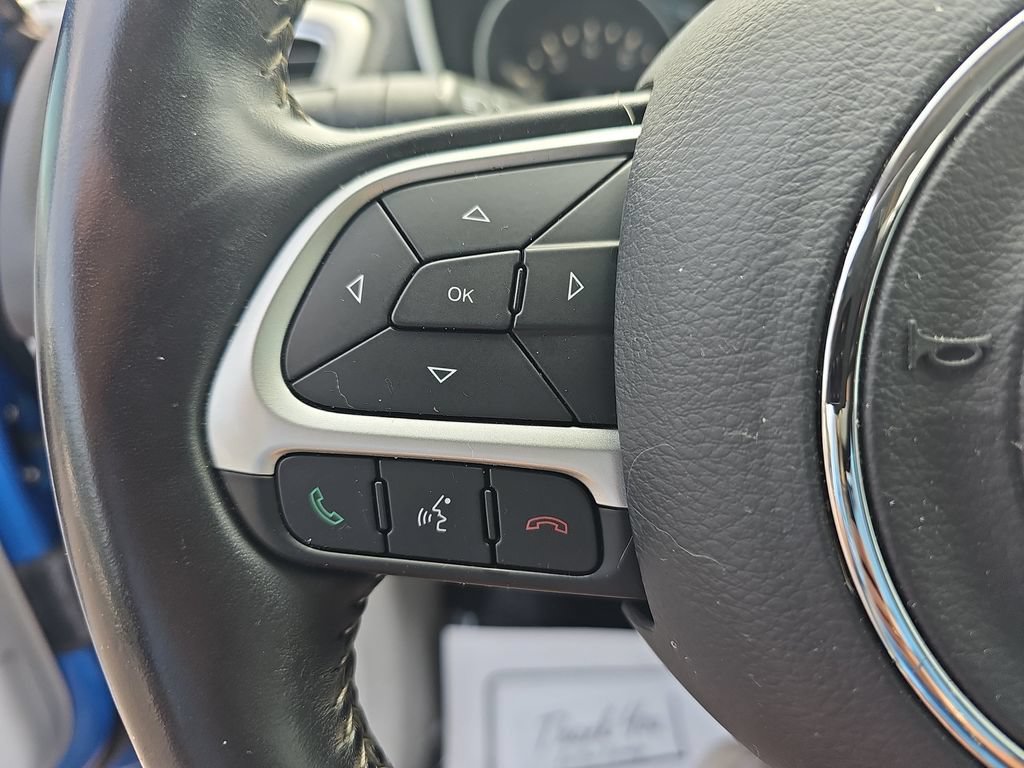 Used 2019 Jeep Compass Latitude w/ Popular Equipment Group FWD image 17