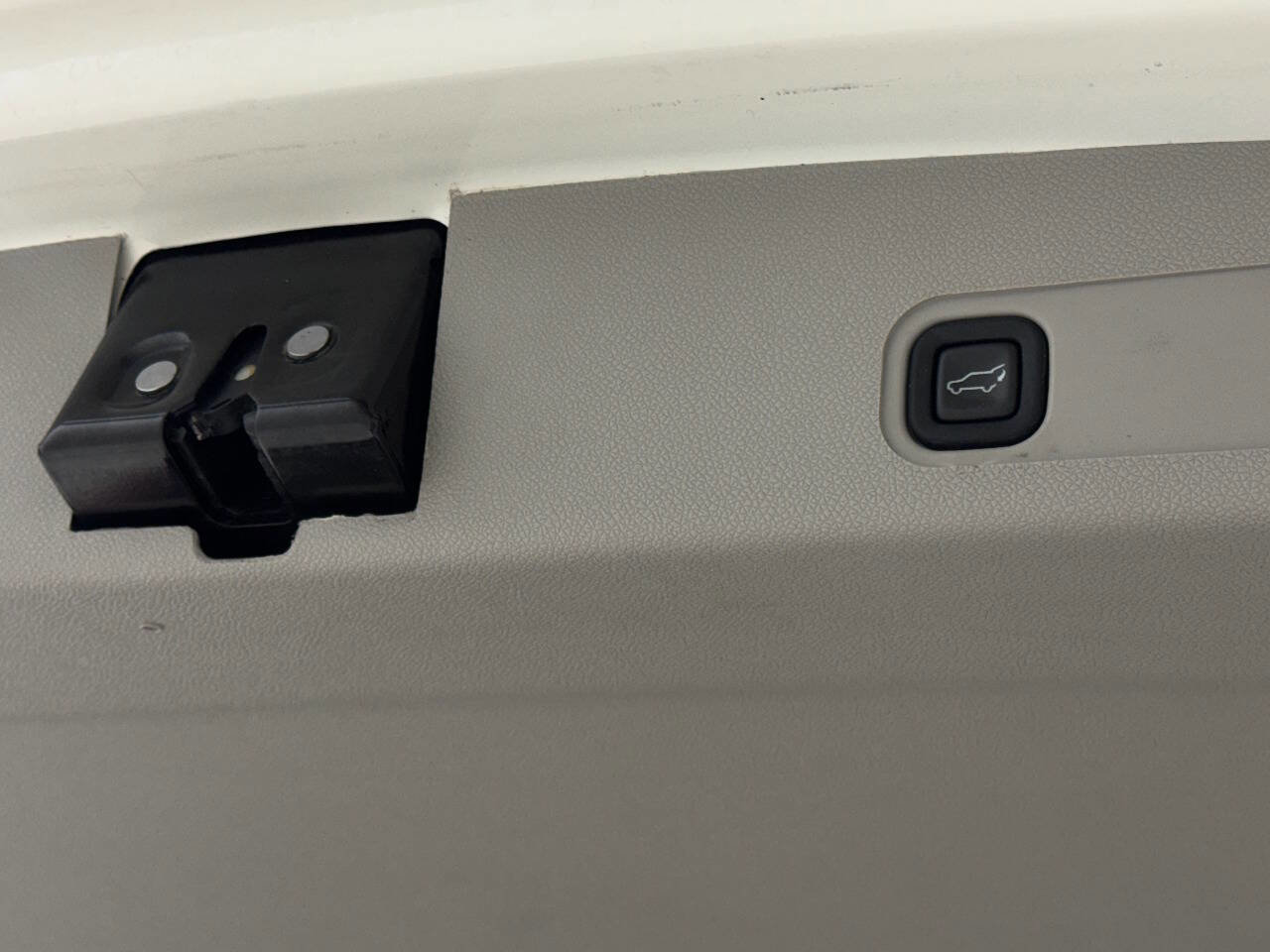 Used 2010 GMC Yukon SLT image 80