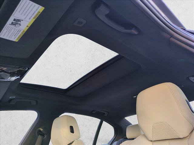 Certified 2026 BMW i5 eDrive40 RWD image 16