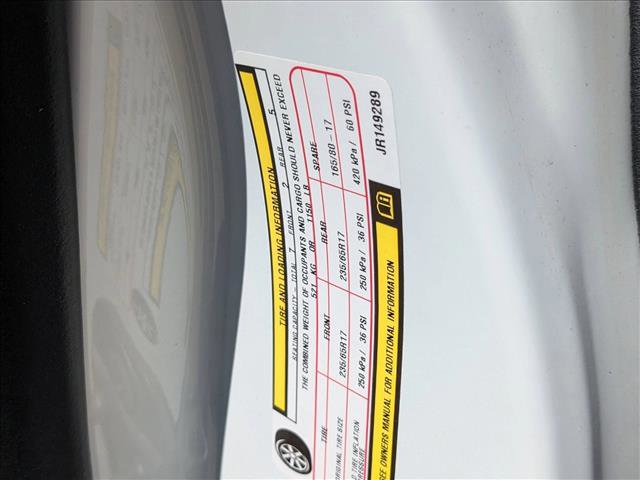 Used 2018 Chrysler Pacifica Touring-L image 12