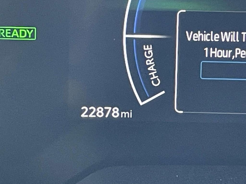 Used 2025 Toyota Corolla Cross AWD Hybrid w/ Convenience Package image 39