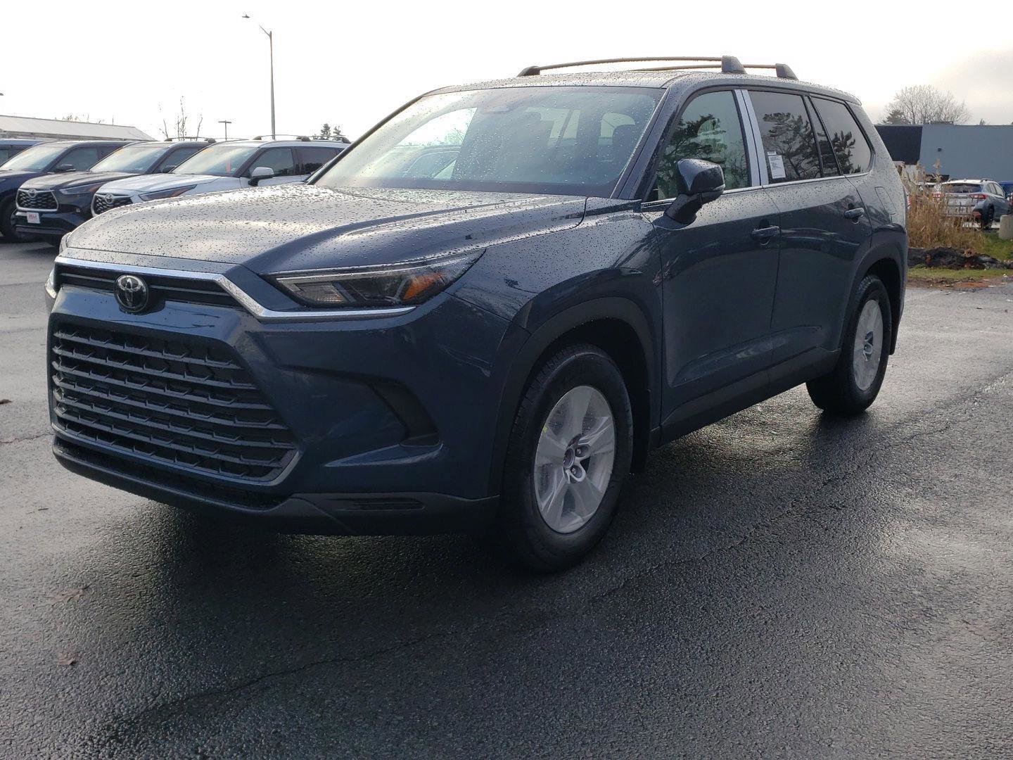 New 2026 Toyota Grand Highlander LE image 3