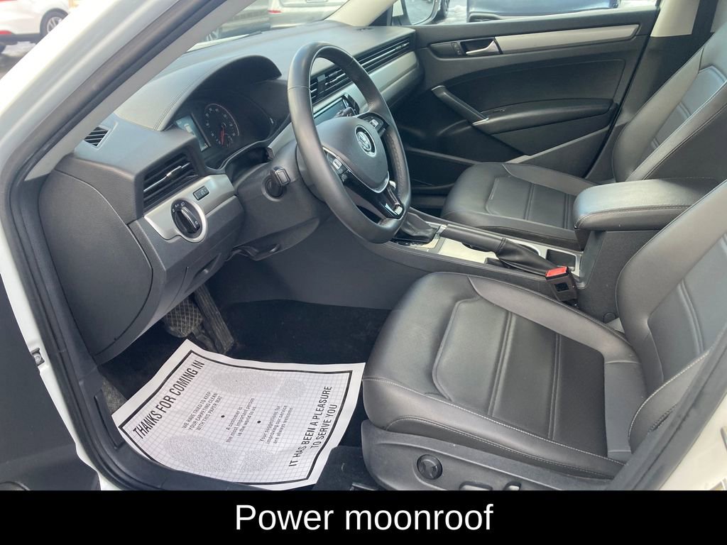 Used 2022 Volkswagen Passat 2.0T SE image 12