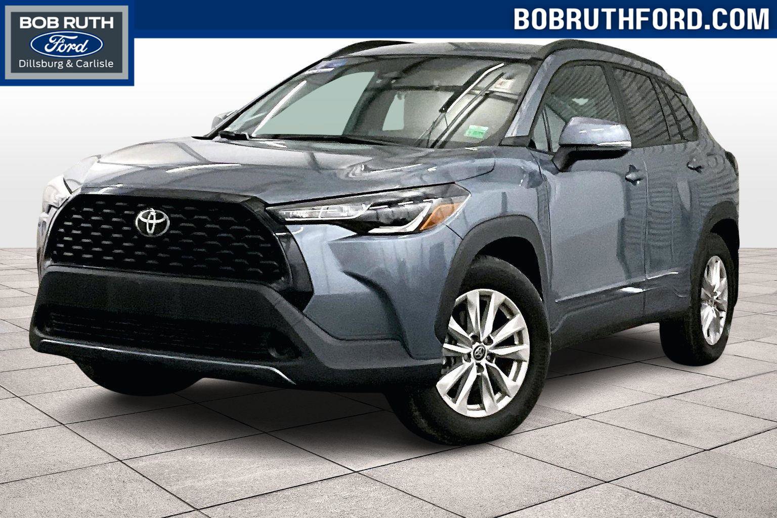 Used 2023 Toyota Corolla Cross LE image 1