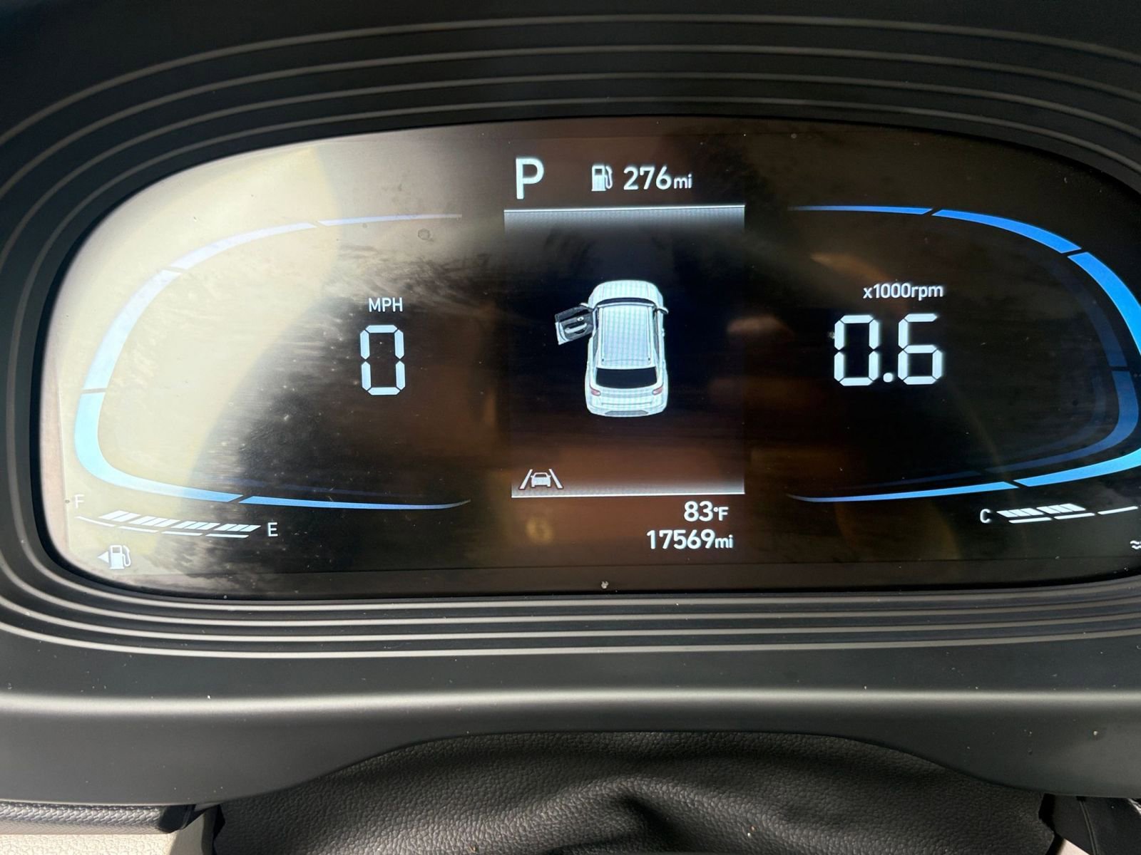 Used 2025 Hyundai Venue SEL image 40